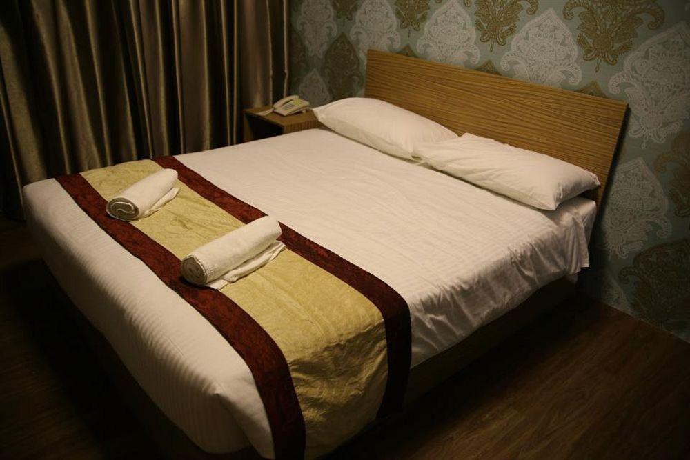 Jay Hotel Johor Bahru Exterior photo
